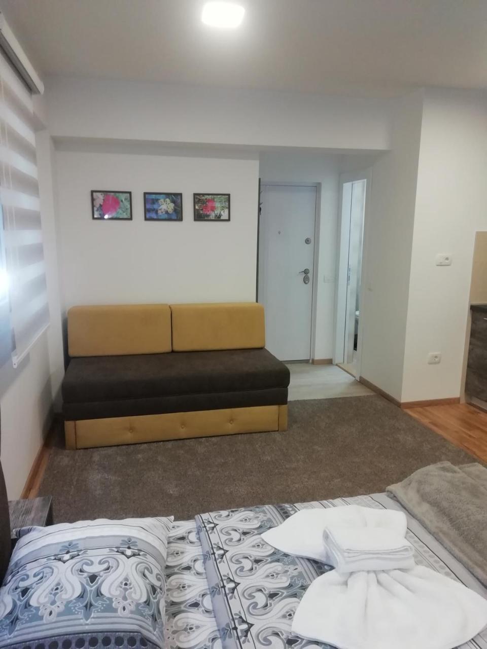 Apartman Centar 1 Uzice Ngoại thất bức ảnh