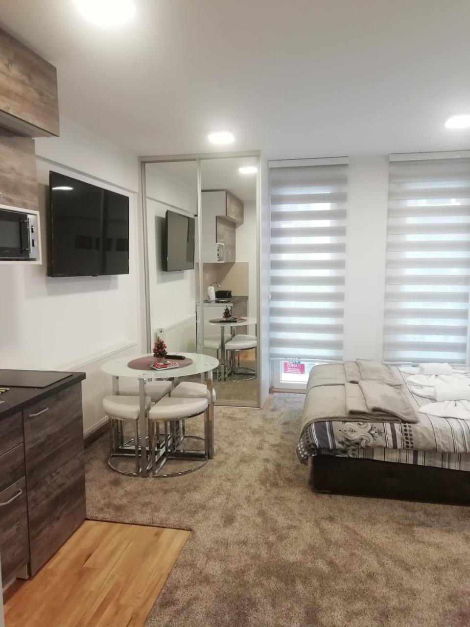Apartman Centar 1 Uzice Ngoại thất bức ảnh
